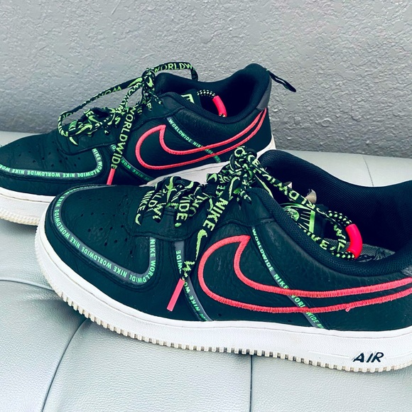 Nike Other - NIKE AIR FORCE 1 07 PREMIUM WORLDWIDE BLACK-GREEN